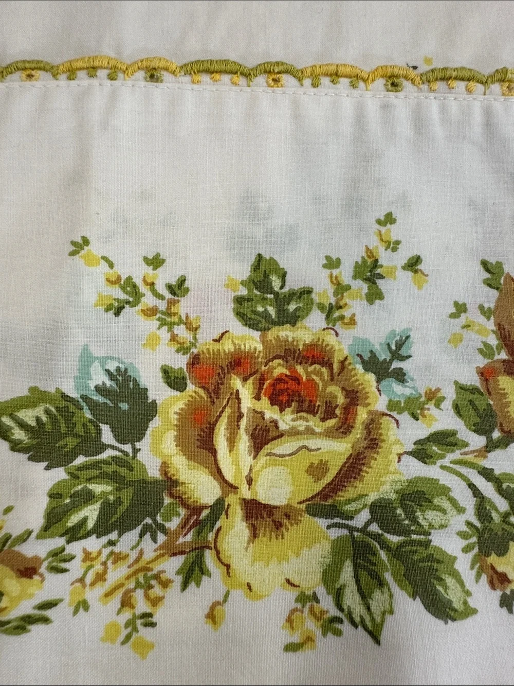 Wondercale by Springmaid Double Flat Sheet Floral Cotton Cream Yellow Rose Print